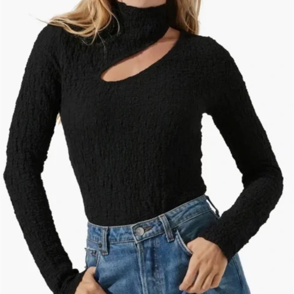 Astr Black Textured Cutout Top